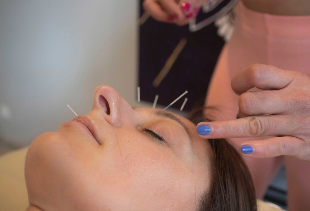 Świecowanie i konchowanie uszu/ MASAŻE/ akupunktura/ BIOENERGOTERAPIA