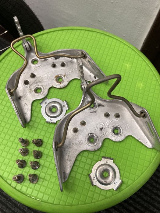 Wiązania do nart biegowych biegówek