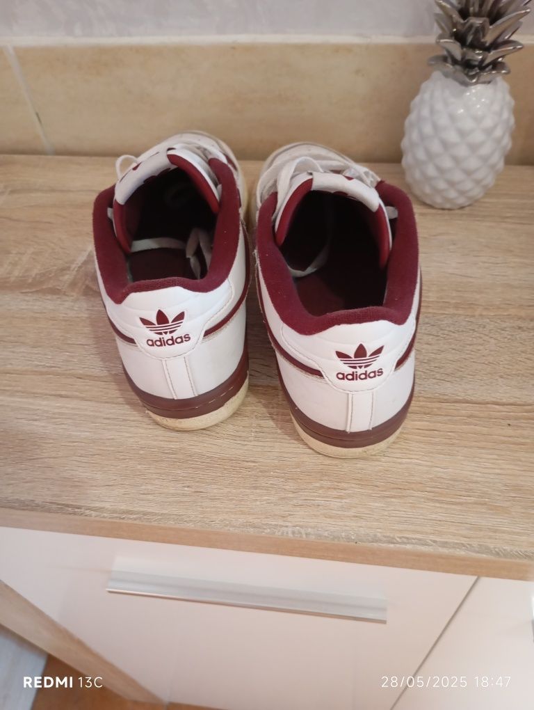 Adidas novo tênis