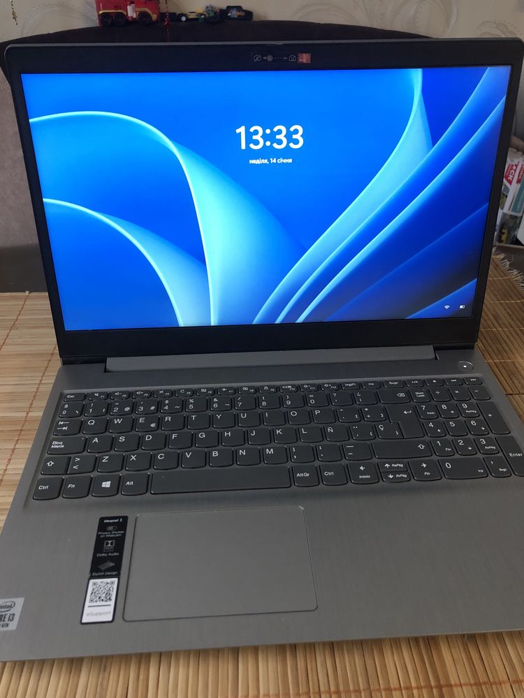 Ноутбук Lenovo IdeaPad3 Core i3-1005G1 8GB DDR4 SSD: 500 ГБ (як новий)