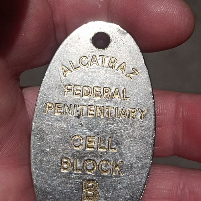 Medalha Oval Alcatraz Federal Penitentiary