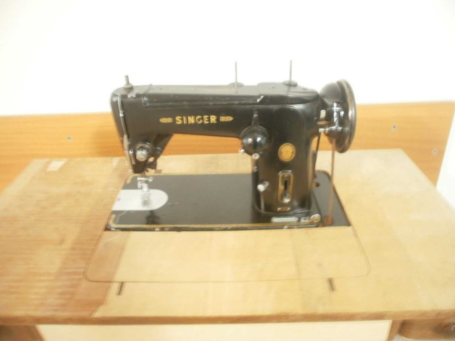 Máquina de costura Singer