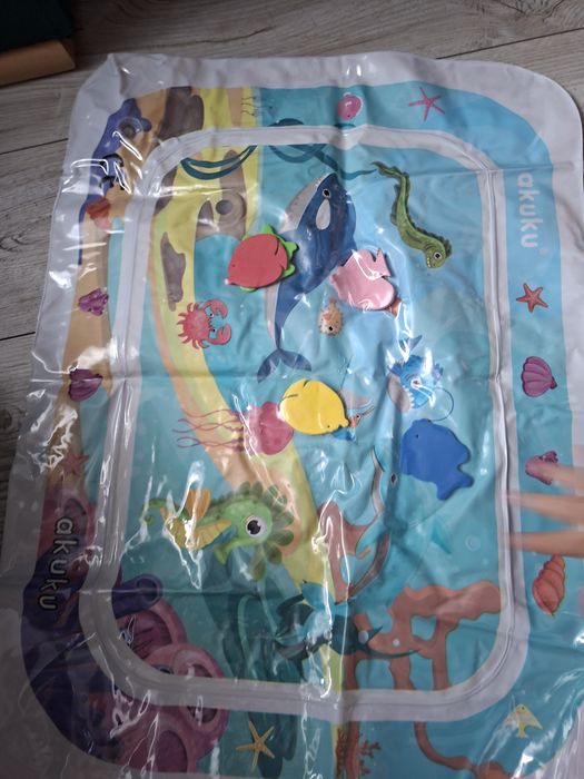 Mata wodna dla niemowlaka