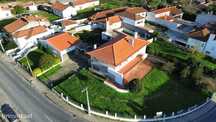 Moradia V5 com Piscina na Vila de Minde