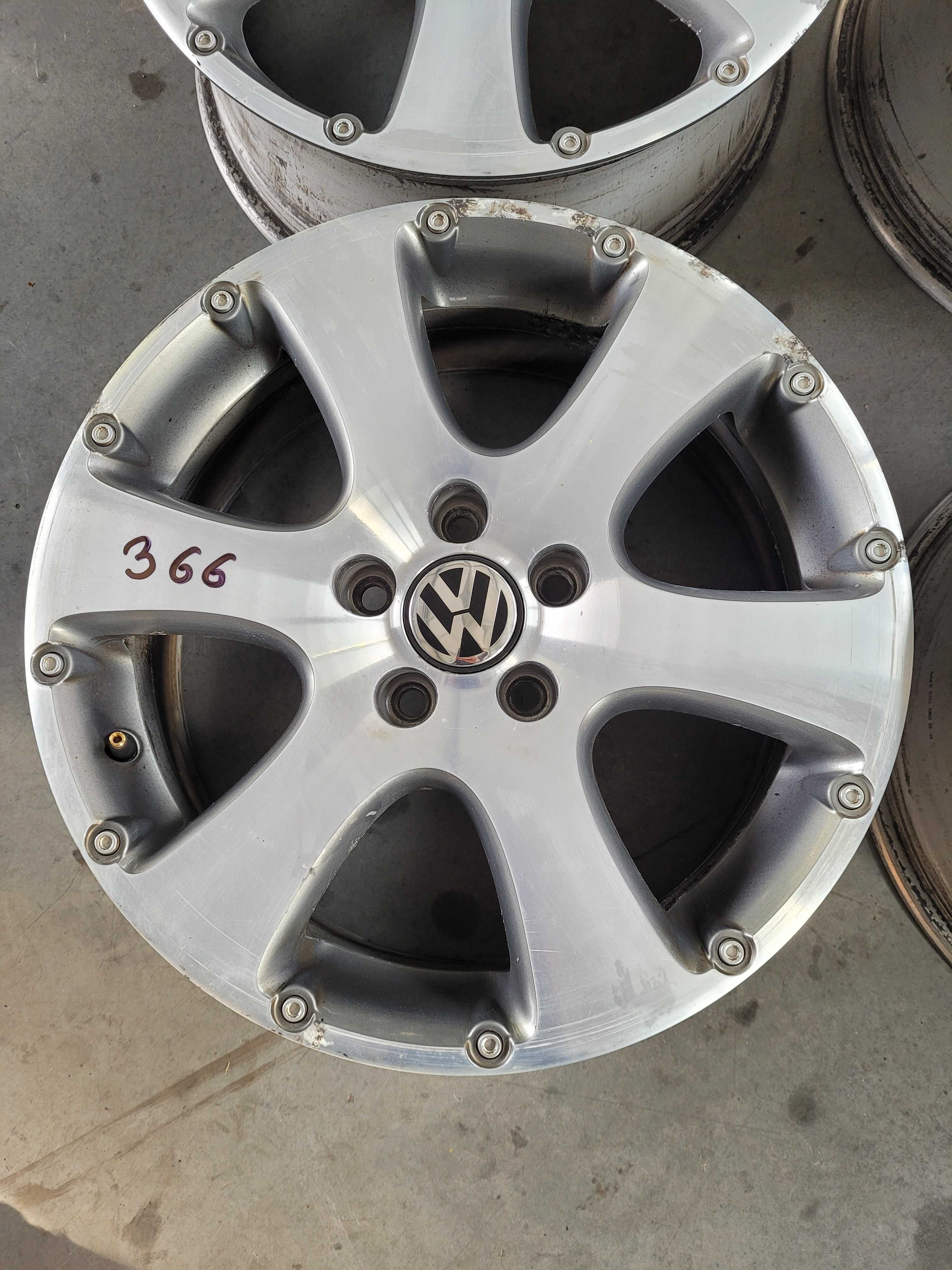 Komplet felg Volkswagen R 17 rozstaw 5x112 2x ET37 J8 2x ET42 J6,5