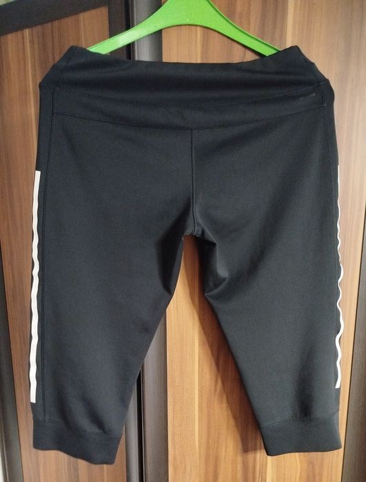 Spodenki damskie rybaczki Adidas rozmiar M stan idealny