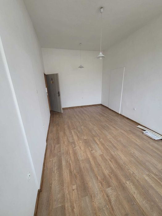 Wynajmę biuro  na Placu Pokoju 18,4m2