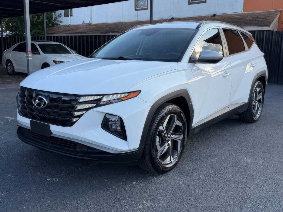 Hyundai Tucson SEL      2024