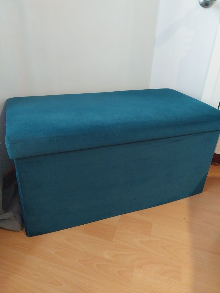 Banqueta azul petróleo