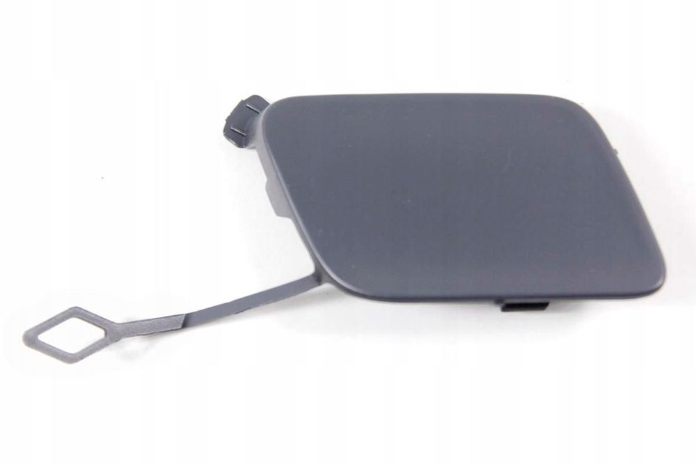 ZAŚLEPKA HAKA ZDERZAKA PRZÓD PRZEDNIEGO AUDI A3 8V 12-16 DO LAKIEROWANIA