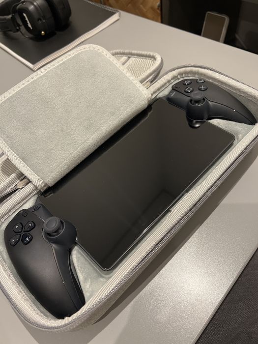 Playstation portal com caixa para transporte