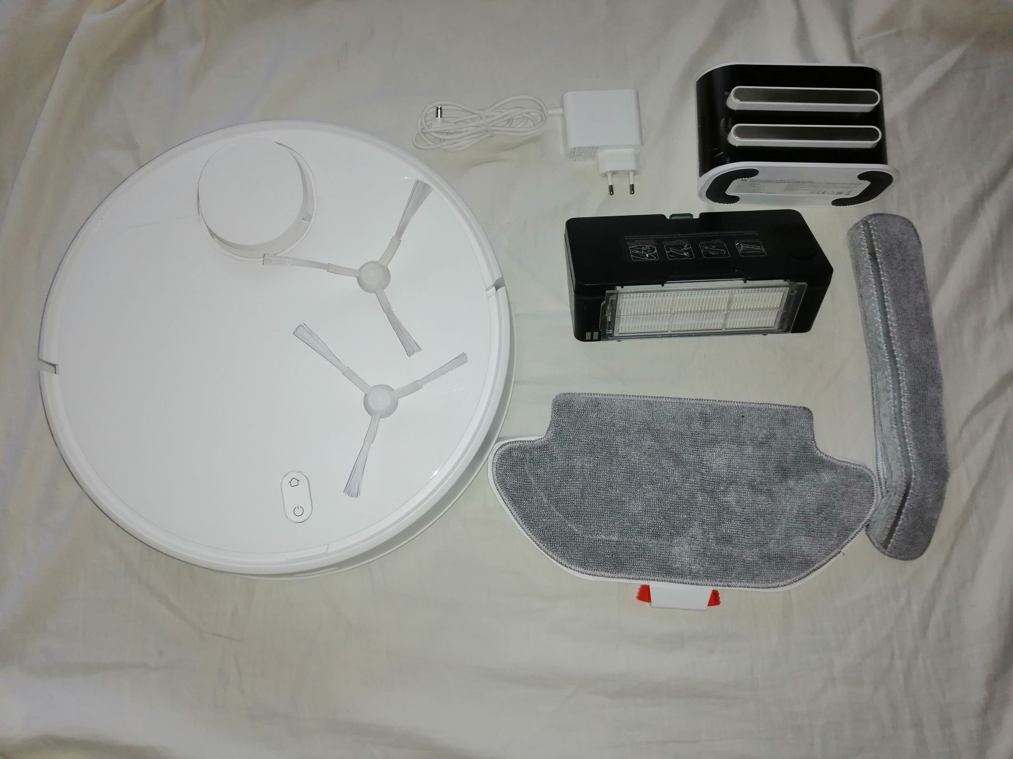 Xiaomi Mi Robot Vacuum Mop Pro robot odkurzający z funkcją wycierania