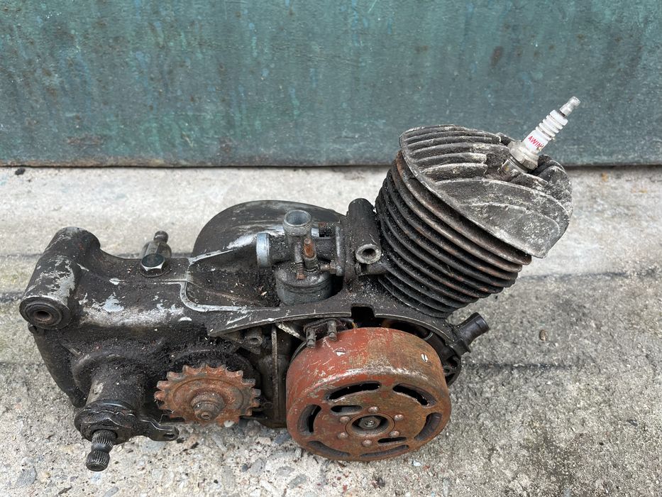 Simson SR1/SR2 silnik zaplon kartery skrzynia ladny stan