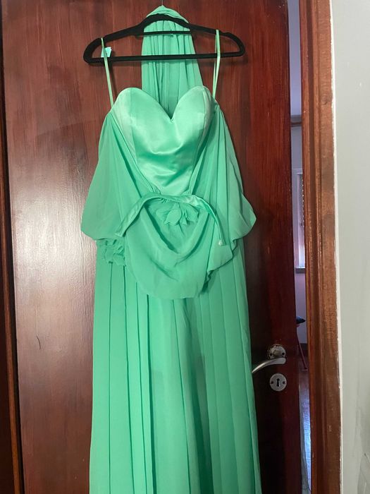 vestido de cerimónia novo