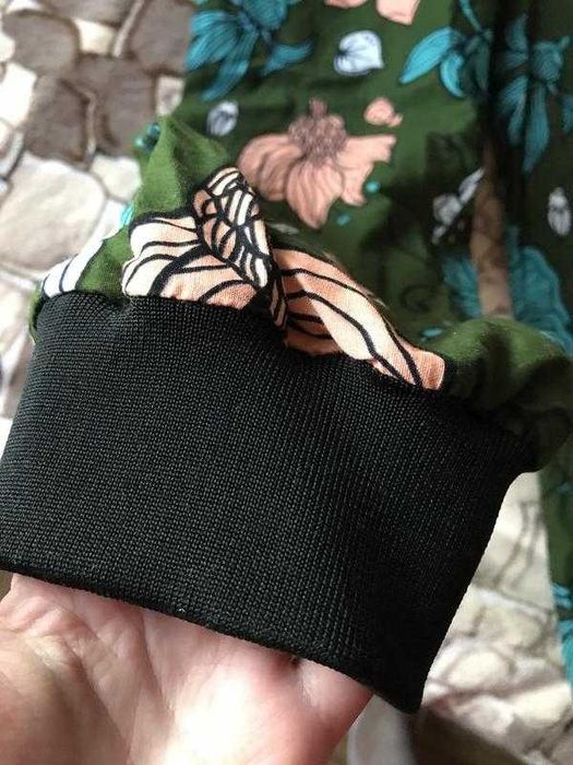 Стильные яркие штаны