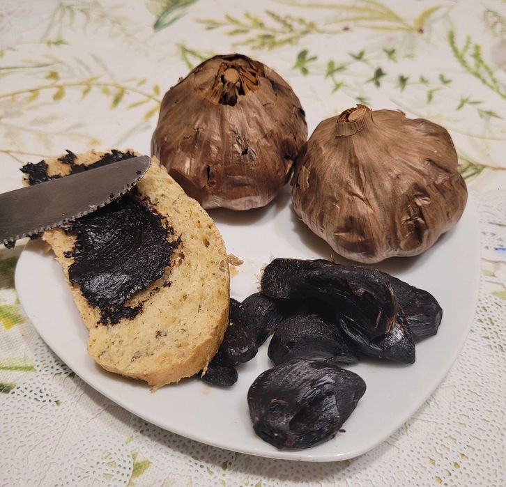 Czarny czosnek bardzo świeży 200g