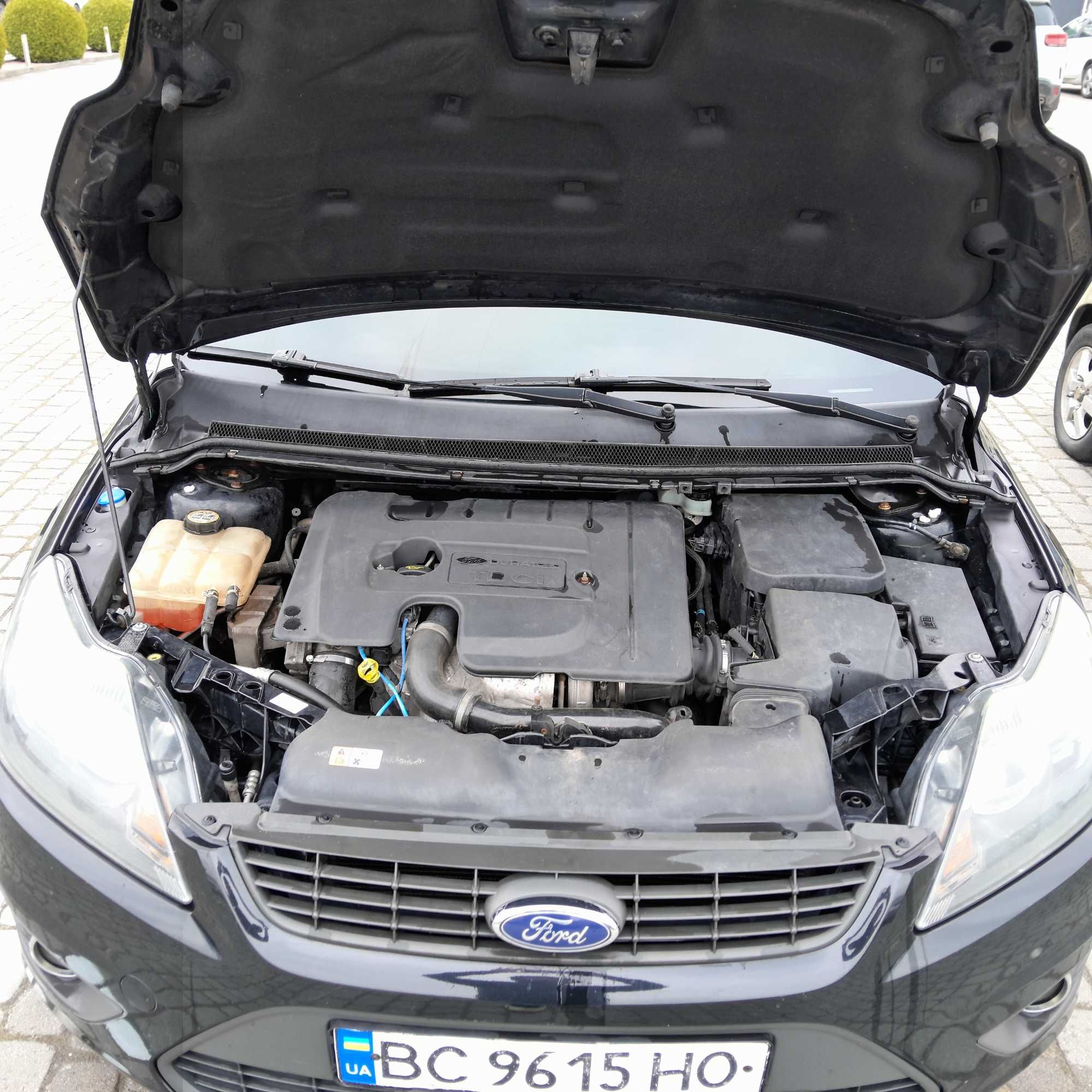 Ford focus titanium 2010