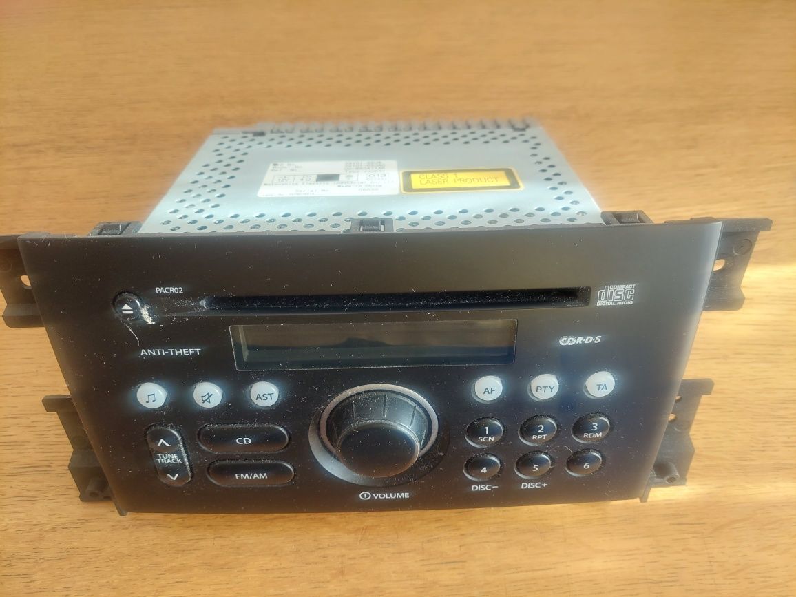 Radio suzuki grand vitara II uszkodzone