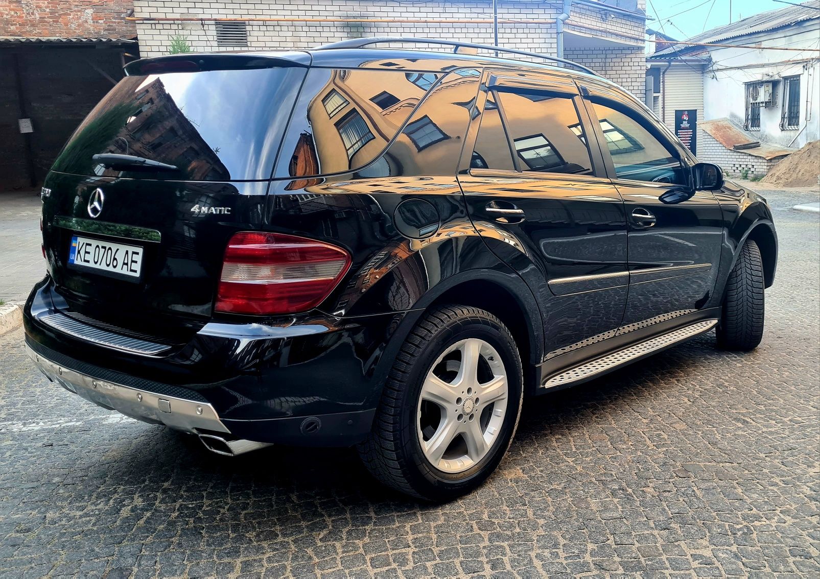 Продам Mercedes ML350