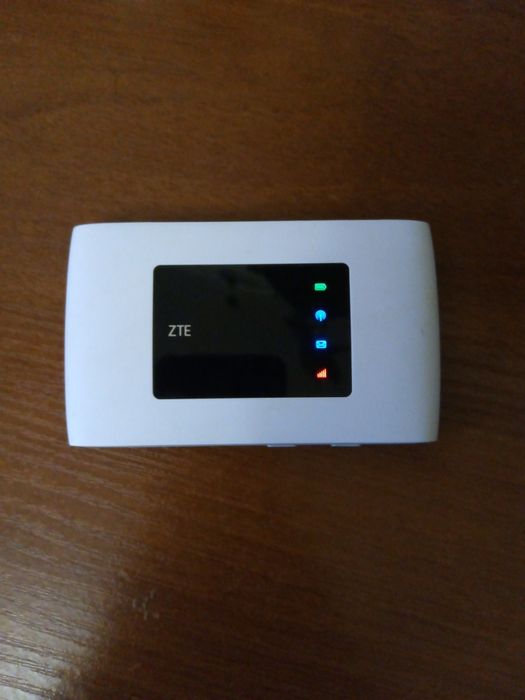 Мобільний4Gмодем/роутер USBWI-FI 3G/4G LTE ZTE MF920U