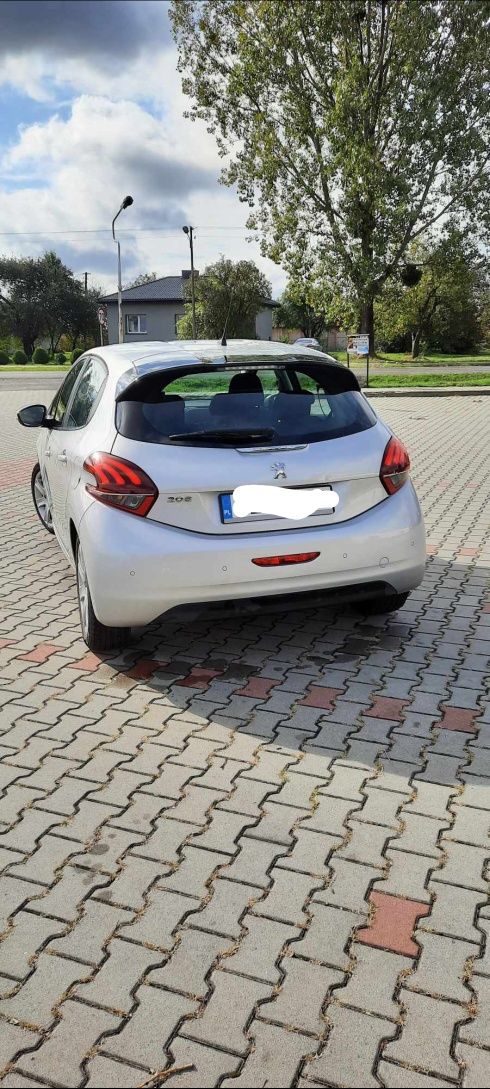 Peugeot 208 1.6HDI 2017r.