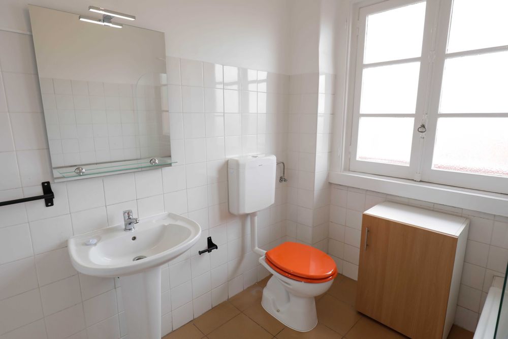 Quarto individual - Junto ao Metro