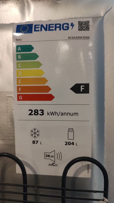 Lodówka Beko RCSA300K30SN