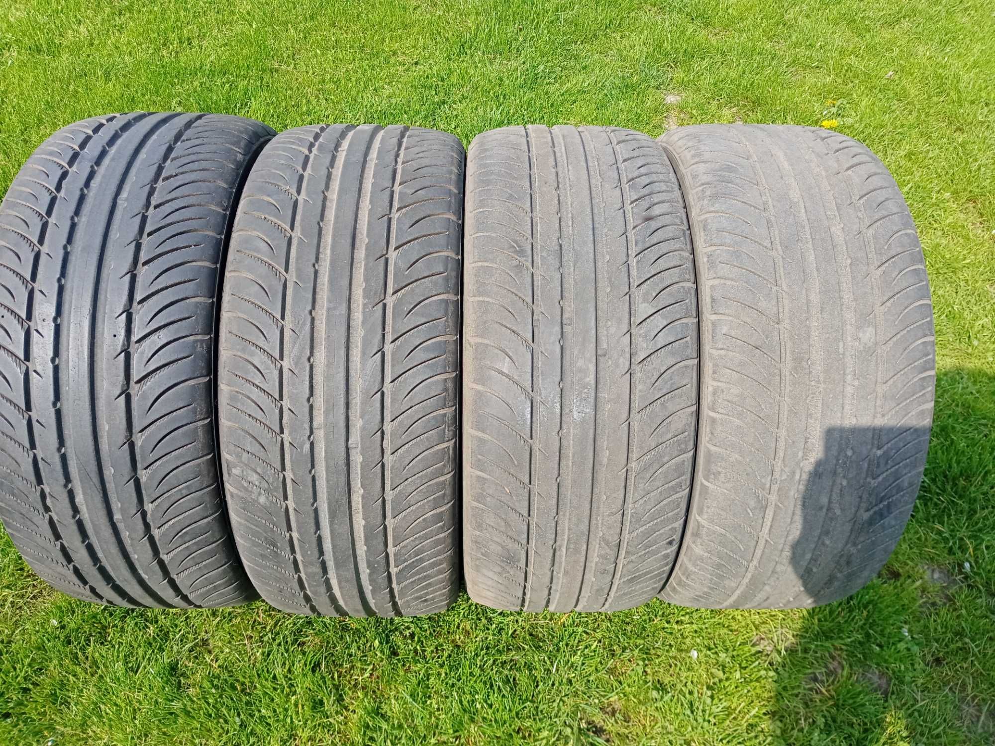 Opony Kumho 225 45 R 16 cena za komplet