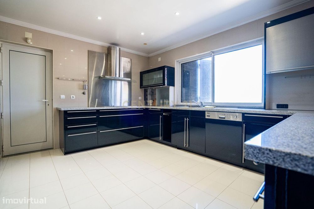 Espetacular Moradia T4 em Évora