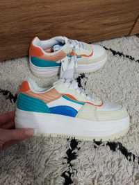 Nowe kolorowe sneakersy Bershka 38