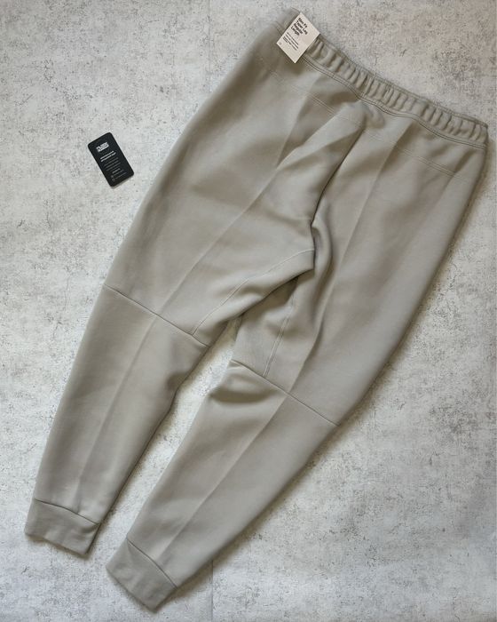 ОРИГІНАЛ! Штани Nike tech fleece reflective світлі | L