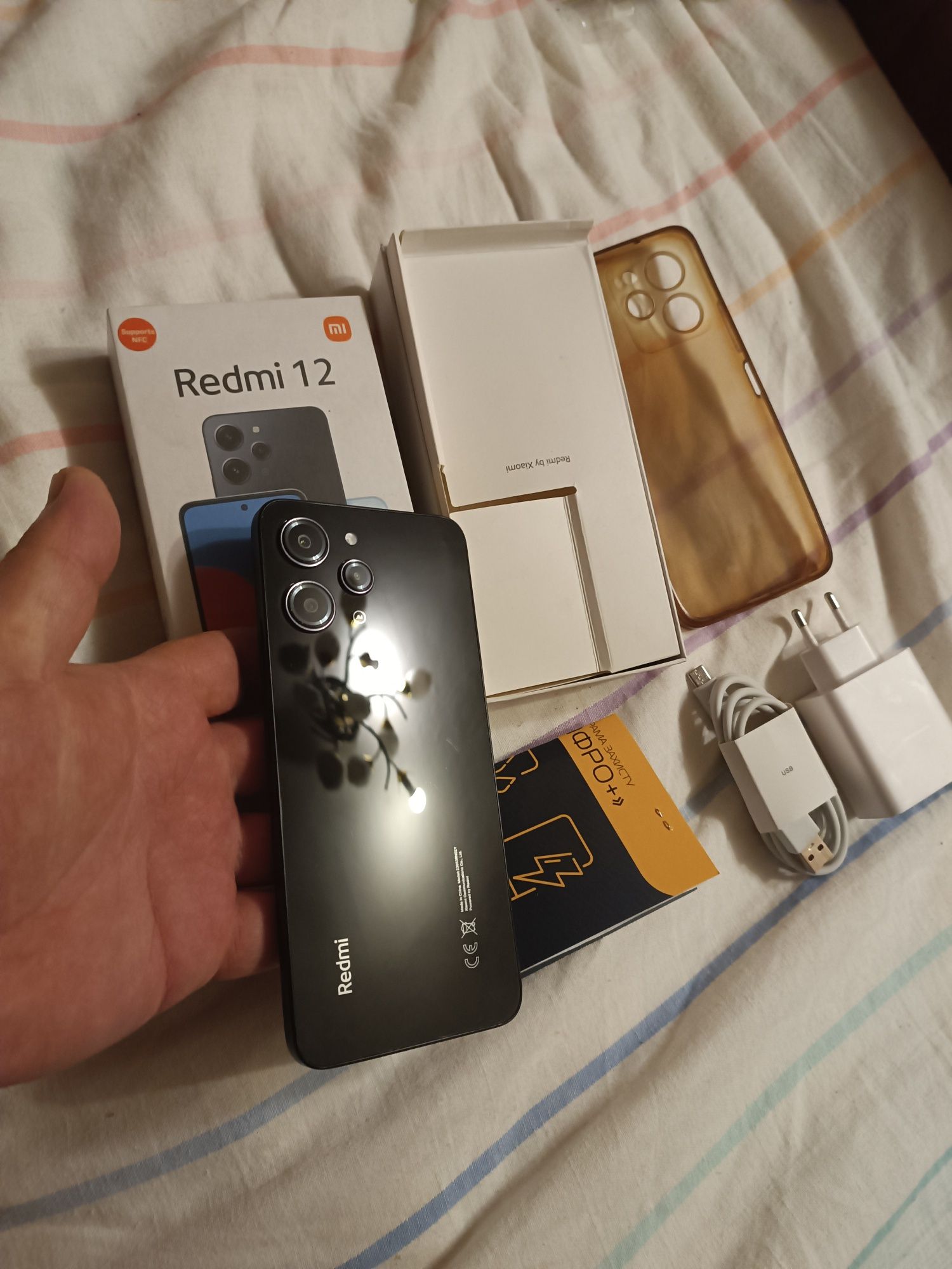 Продам ксіомі редмі 12 NFC 8+4/256 ideal