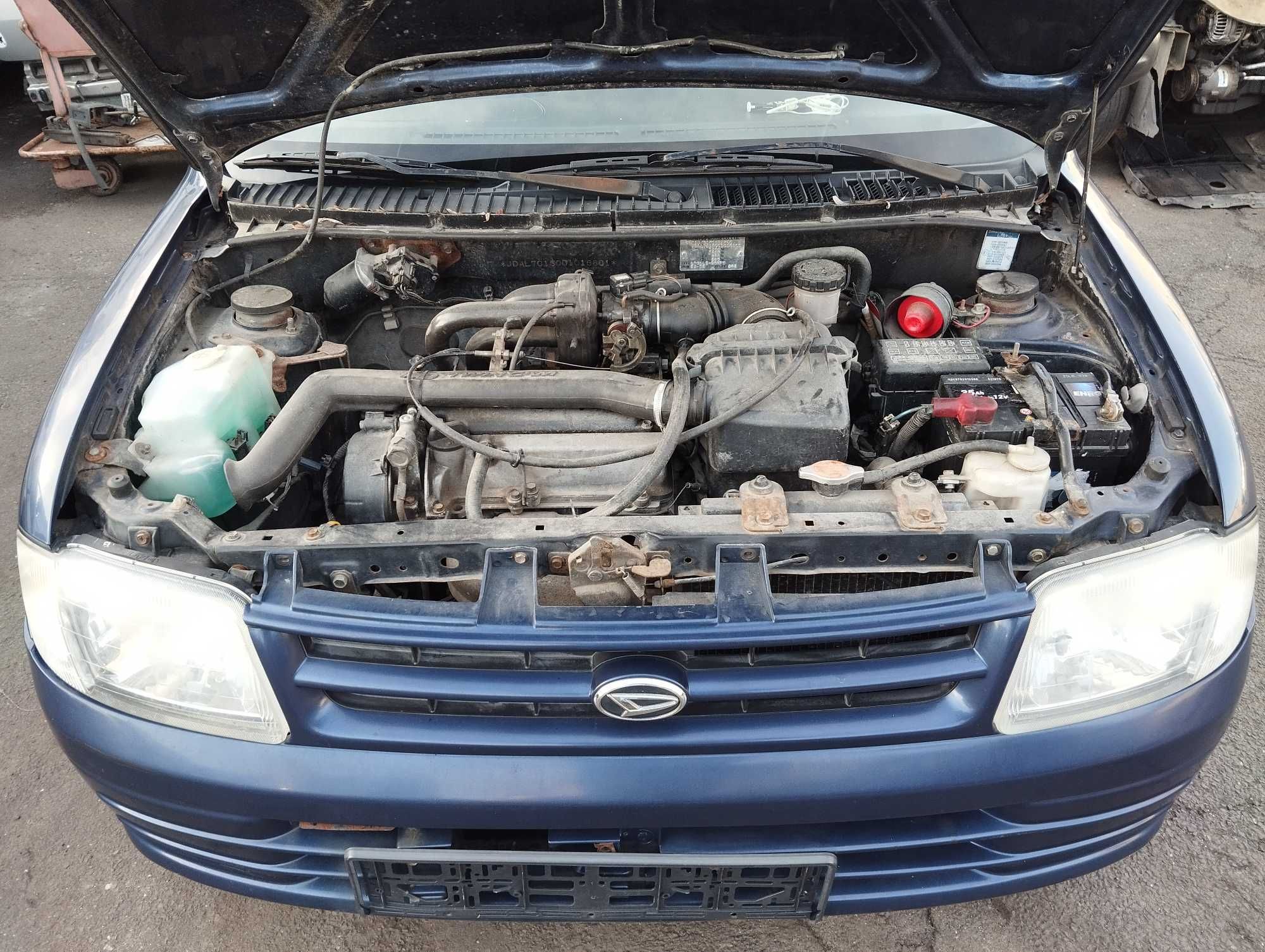 Daihatsu Cuore 1.0i 5D 1999r.Silnik.