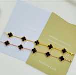 Pulseiras e colares van cleef