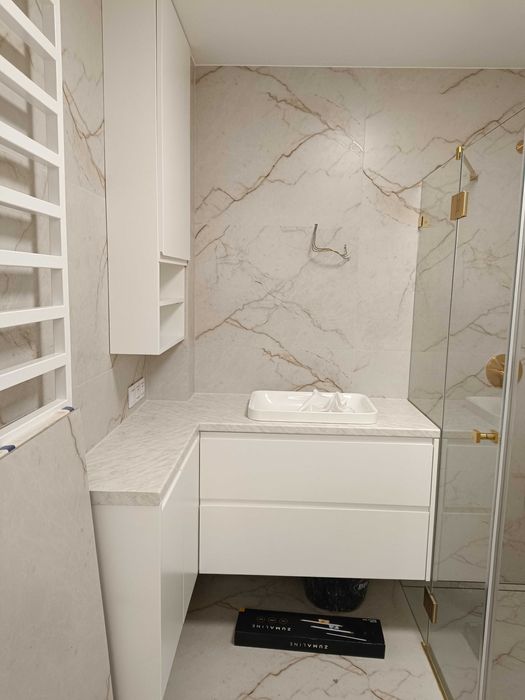 Meble na wymiar/ Szafy na wymiar / Meble kuchenne / Drzwi przesuwne