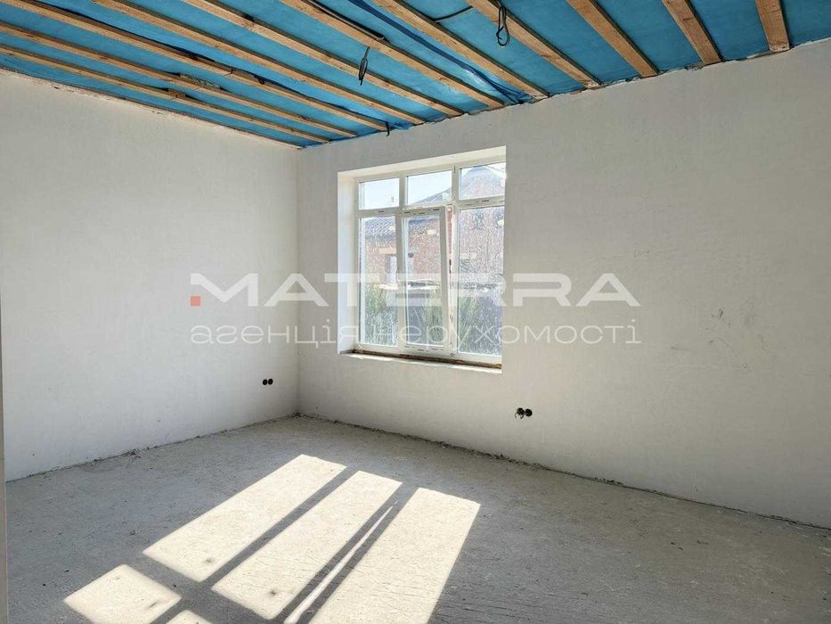 Продаж будинку в Тарасівка Київська обл. в оточенні лісу