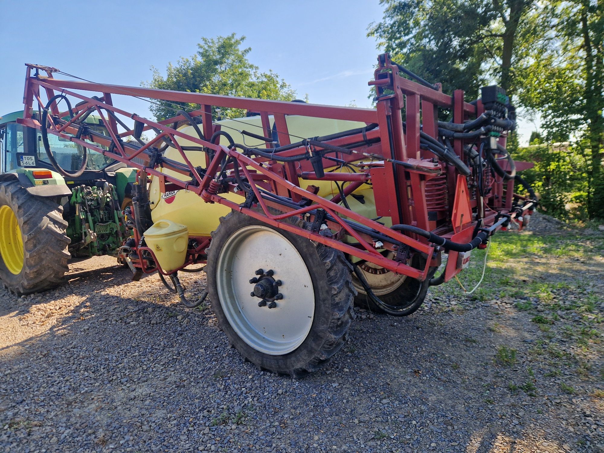 Opryskiwacz ciągany HARDI RANGER 2500 l 18m 2013 rok KOMPUTER  HC 2500