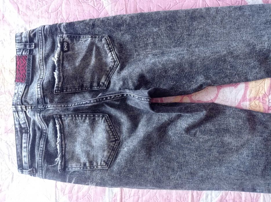 Джинси мом 26-27 розмір.