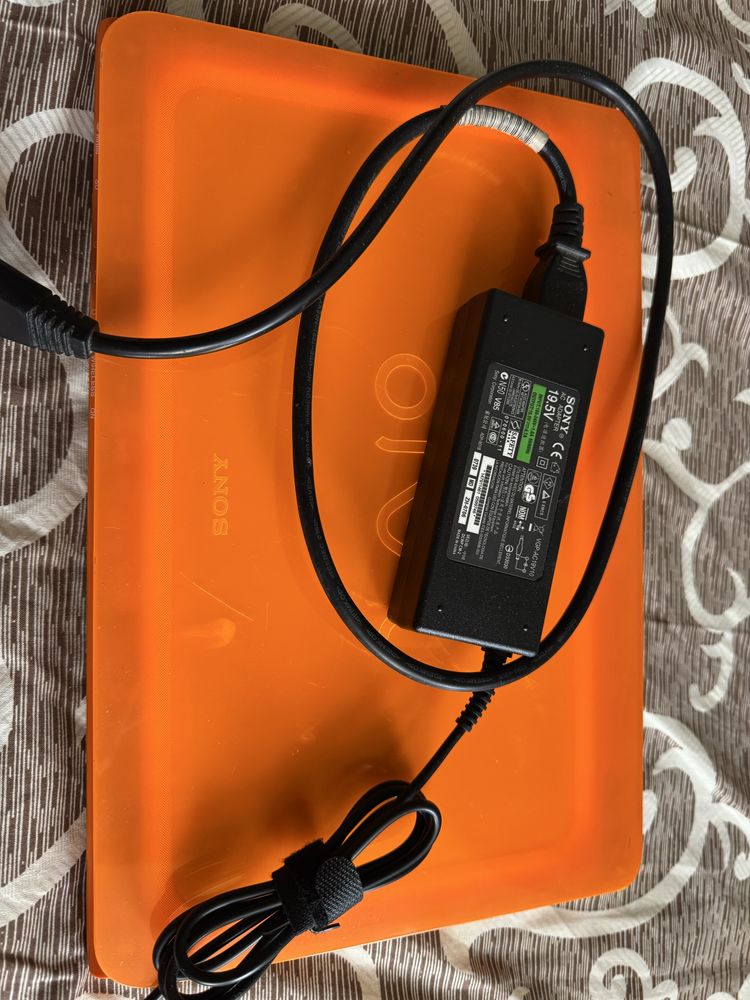 Ноутбуке SONY VPCCA i3