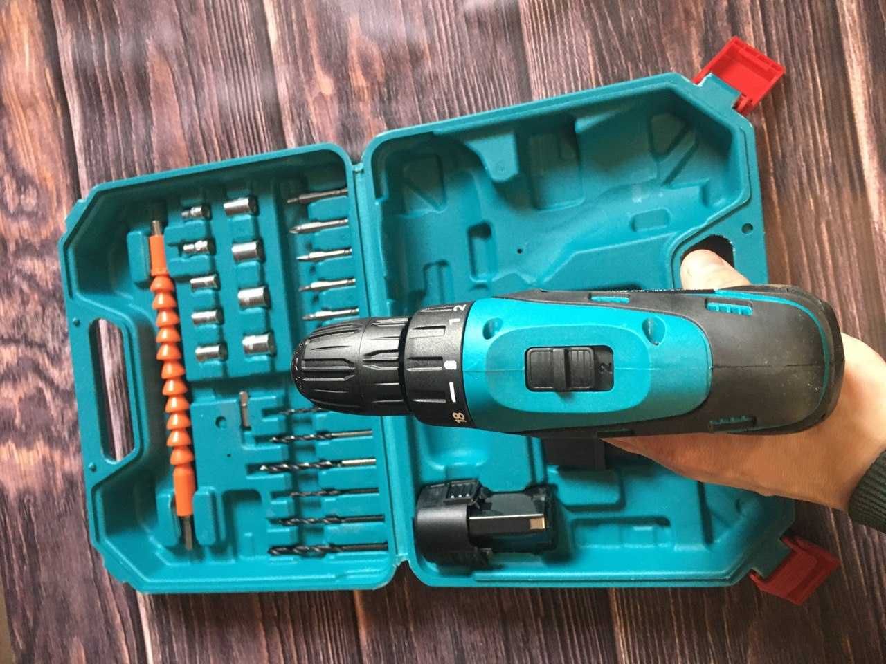 Аккумуляторный шуруповёрт makita df330dwe 12v в кейсе, набор насадок