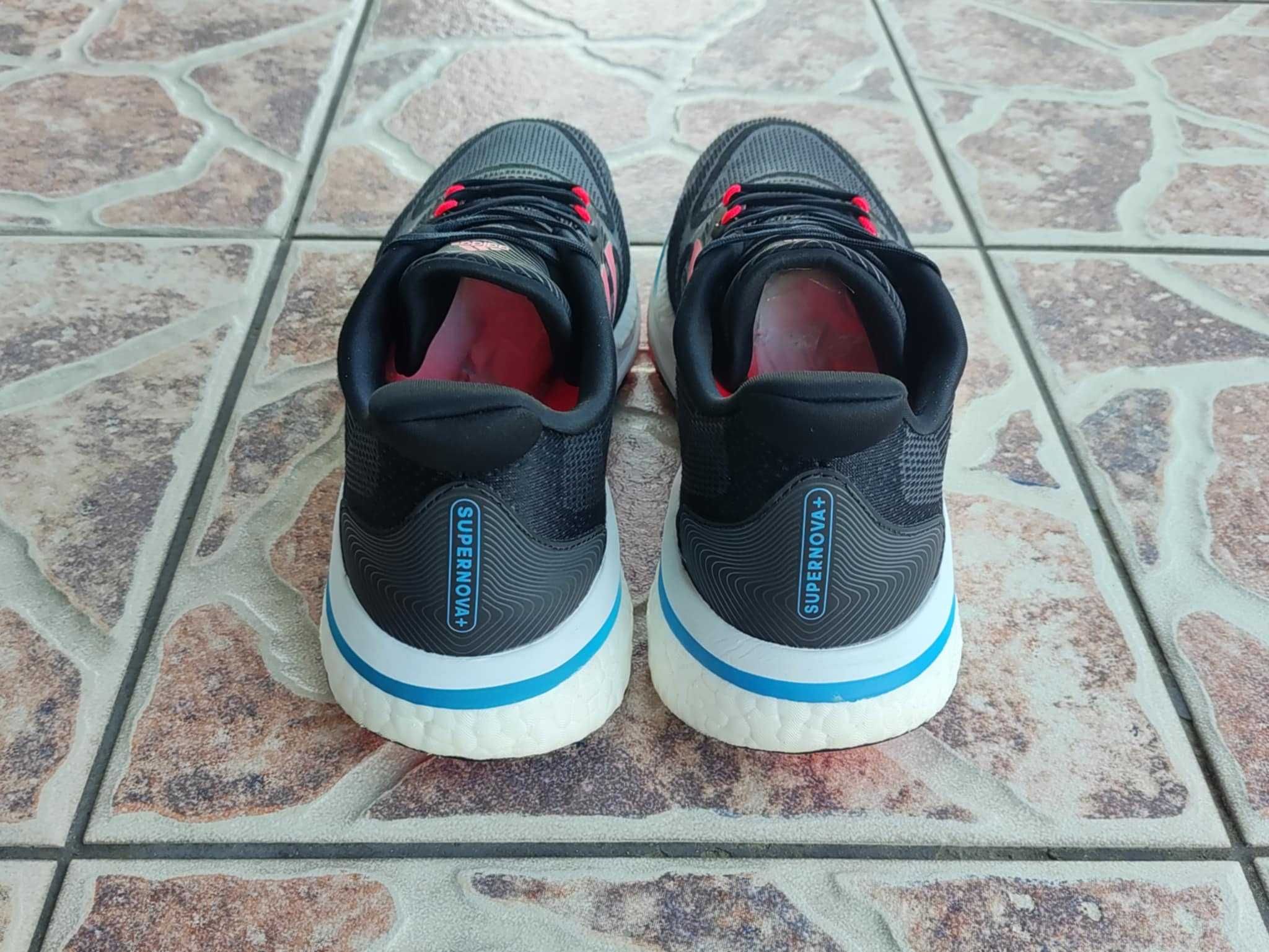 Adidas Supernova + Boost ™ Кросівки 25 см.