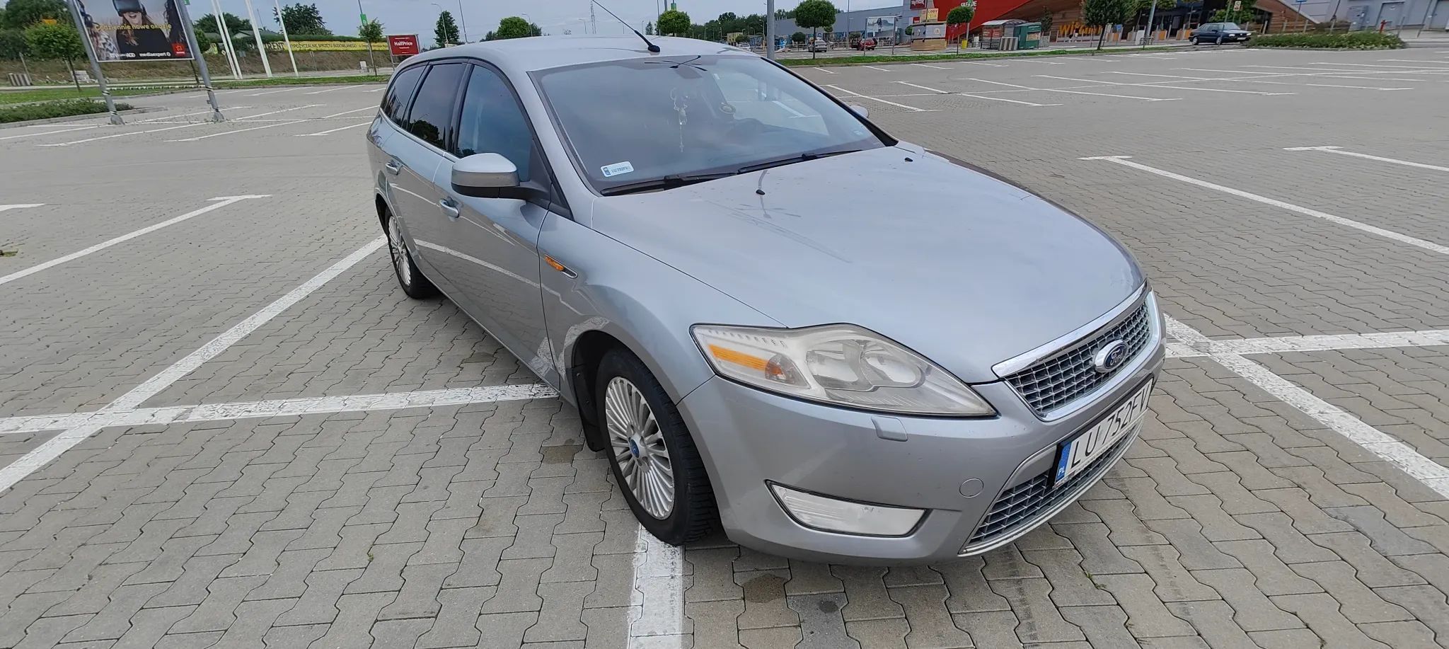 Ford Mondeo Ford Mondeo MK IV 2.5T kombi 220 km w wersji Titanium