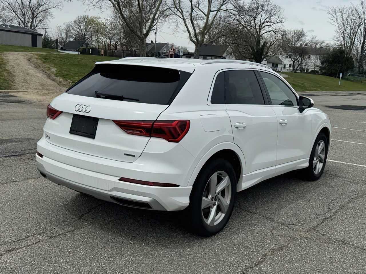 Audi Q3 2021 White