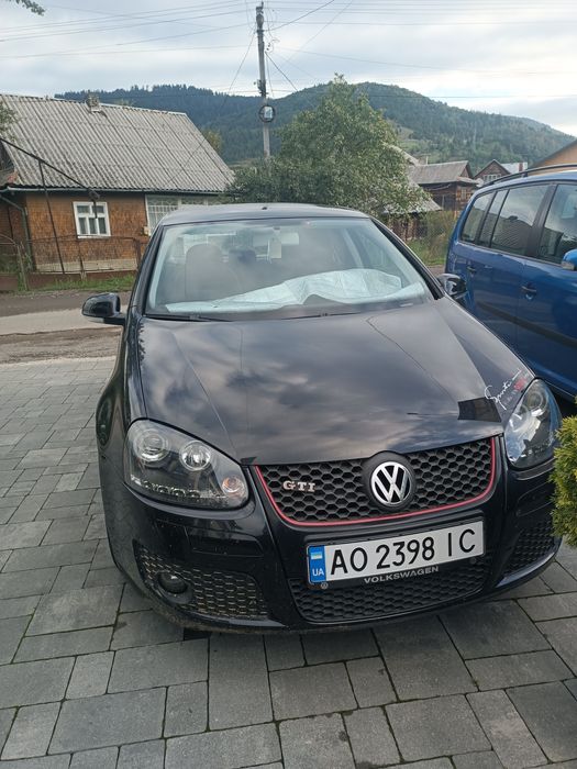 Продам гарний ,надійний автомобіль