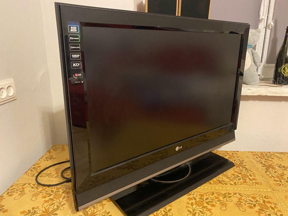 Телевізор LG 32 LC43-ZE