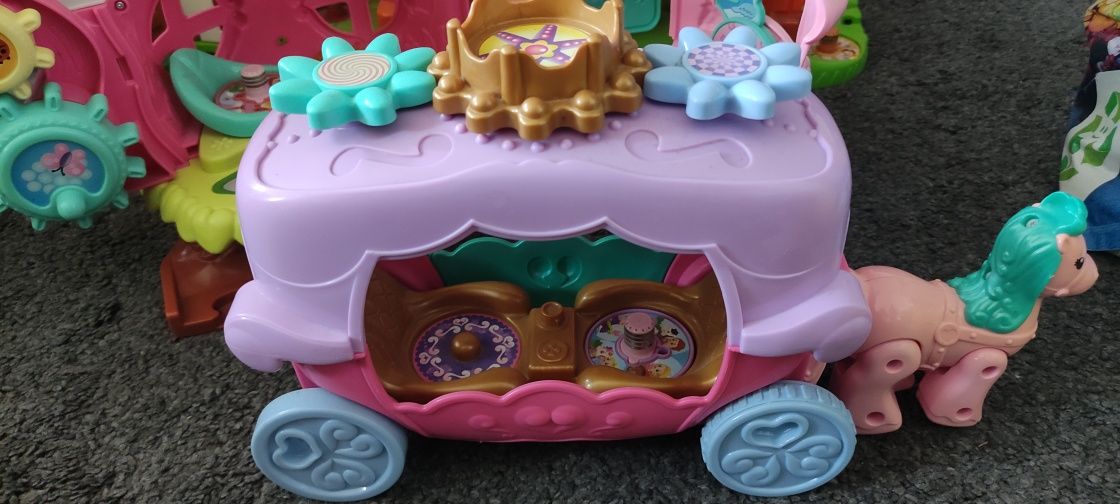 Mnóstwo zabawek VTech toot toot friends