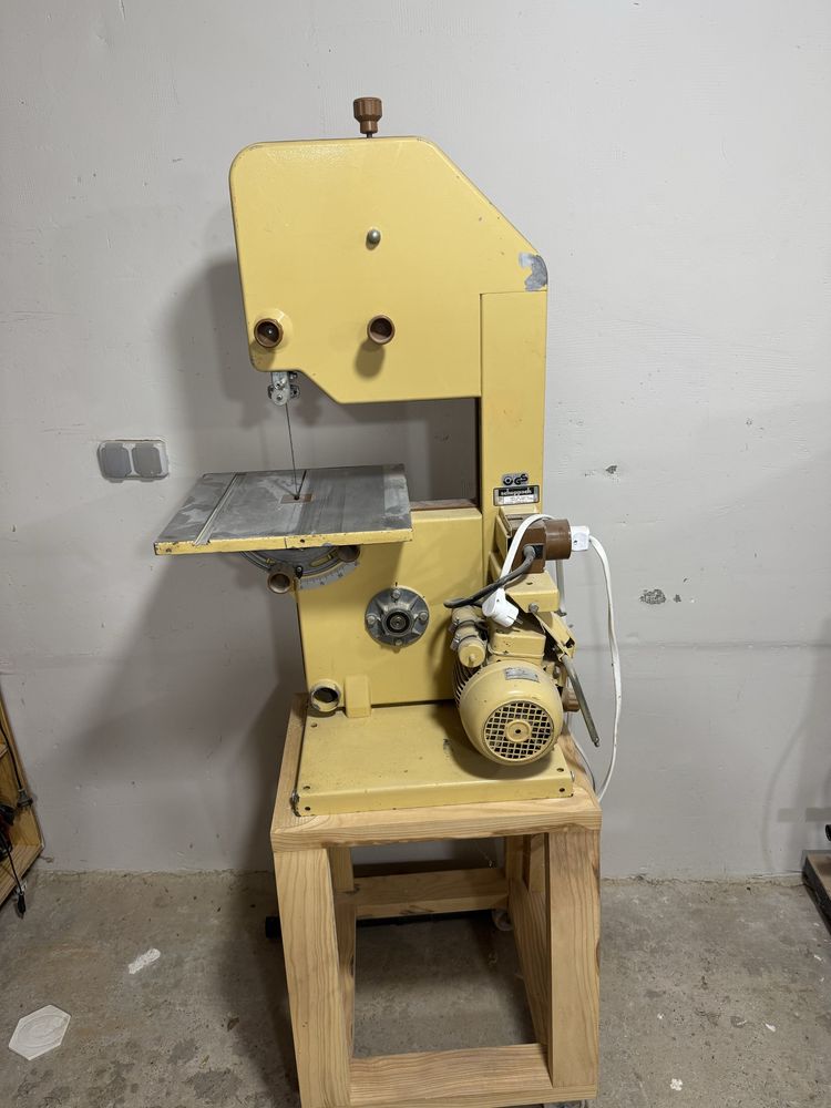 Dewalt інструмент
