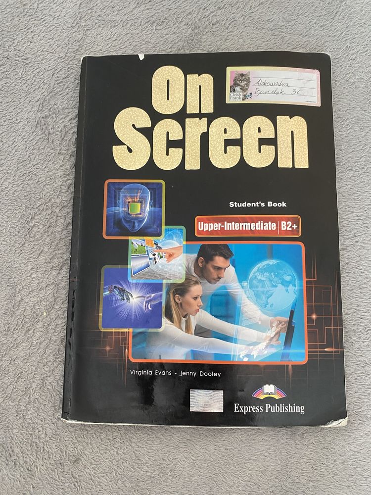 on screen b2+ podręcznik