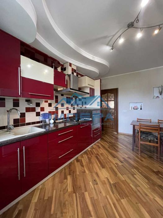 Продам 2к квартиру з індивідуальним опаленням в Центрі