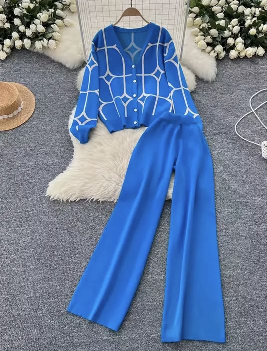 Костюм жіночий теплий брюки светр / костюм женский теплый